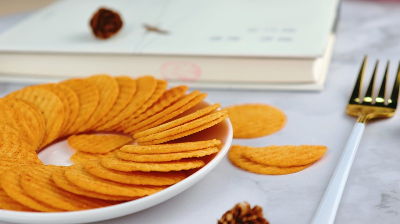 川香酥麻的別樣感受——川香藤椒味燃脆薯片 (3)