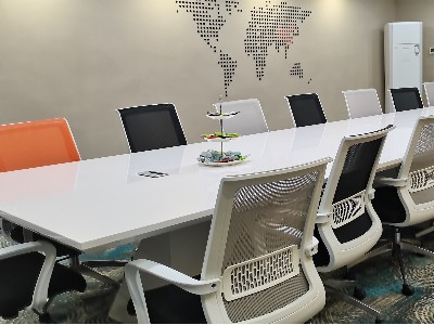 嘉友食品—會(huì)議室