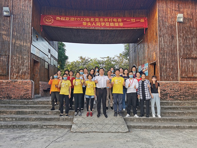 嘉友慶賀嘉人生日，齊聚燒烤歡樂晚宴 (6)