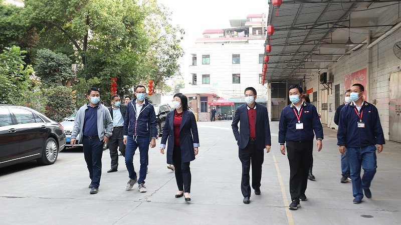 心系職工送溫暖，新春慰問暖人心