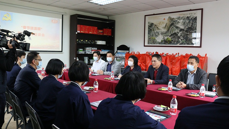 心系職工送溫暖，新春慰問暖人心