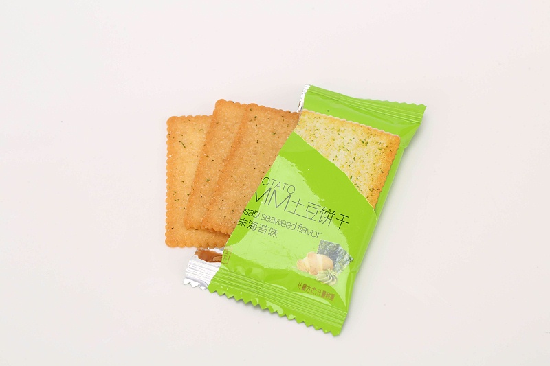 一片一片停不下來的土豆小餅干！薄、香、脆讓人流連忘返