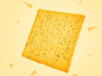 一片一片停不下來的土豆小餅干！薄、香、脆讓人流連忘返